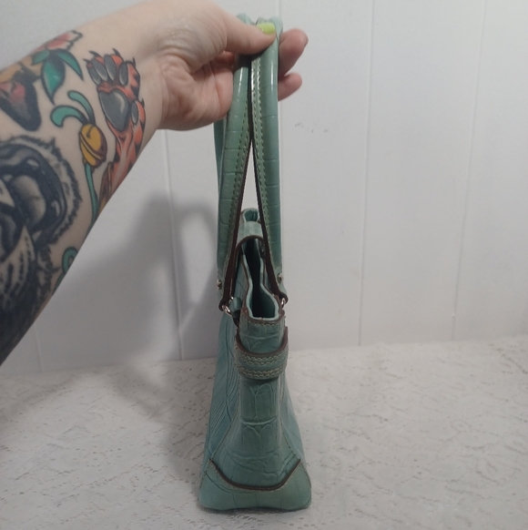 Liz Clairbore Purse - Picture 6 of 9